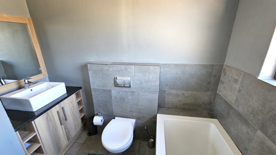 3 Bedroom Property for Sale in Melodie North West